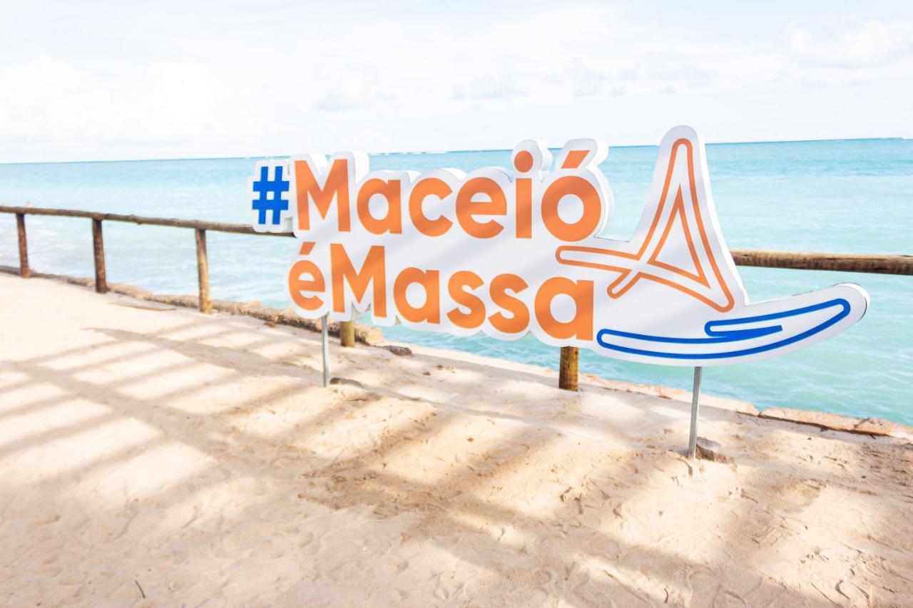 Duplex De Alto Padrao Na Praia De Pajucara Maceio  Luaran gambar